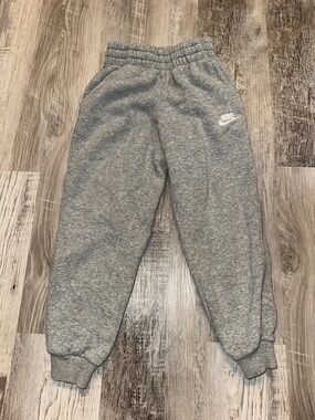 Nike Kids Heather Gray Jogger Sweatpants